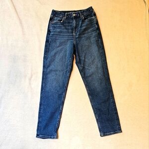American Eagle Stretch Curvy Mom Jeans 8 Long